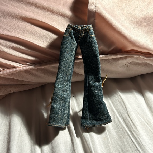 Bratz Doll Clothes. - Picture 6 of 9